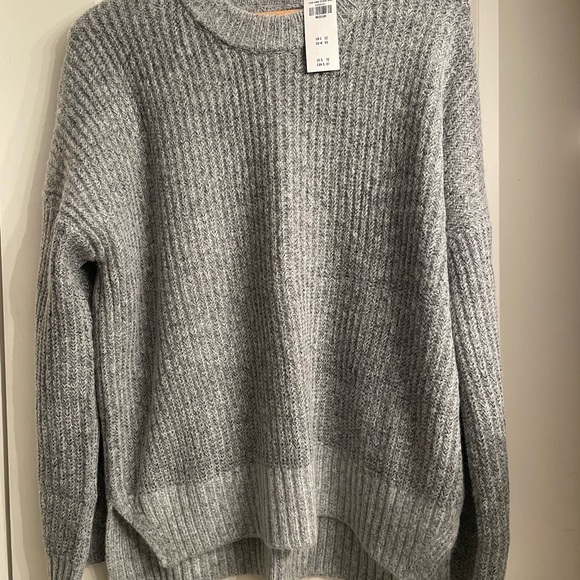 Abercrombie sweater bundle - nwt - Picture 4 of 7